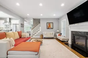 26 Redwing Rd, Wellesley, MA 02481 - Photo 4
