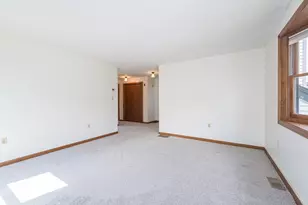 13 Meadowbrook Rd, Millis, MA 02054 - Photo 4