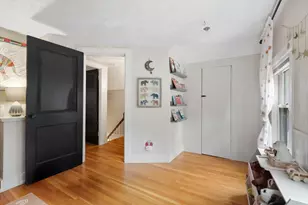 21 Lincoln St, Medway, MA 02053 - Photo 26
