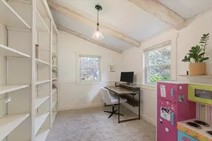 21 Lincoln St, Medway, MA 02053 - Photo 16