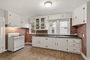 143 Highland Ave, Fitchburg, MA 01420 - Photo 12