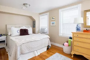 2 Derne St, Boston, MA 02114 - Photo 12