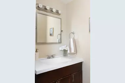 2 Derne Street, Boston, MA 02114 - Photo 16