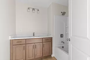 393 Court St, Plymouth, MA 02360 - Photo 20