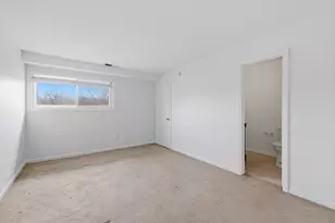 26 Beacon St, Burlington, MA 01803 - Photo 10