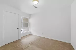 26 Beacon St, Burlington, MA 01803 - Photo 14