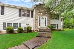 1 Savel Ln, Sharon, MA 02067 - Photo 2