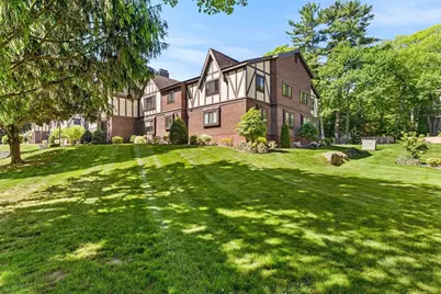 12 Royal Lake Dr #8, Braintree, MA 02184 - Photo 1
