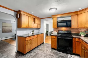 10 Locust St, Burlington, MA 01803 - Photo 10