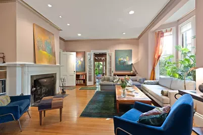 32 Hawthorn St #1, Cambridge, MA 02138 - Photo 2