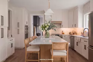 105 Bonney Dr, Holliston, MA 01746 - Photo 2