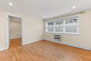 5 Cass St, Boston, MA 02132 - Photo 10