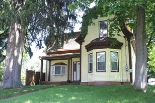 32 Ash St, Winchendon, MA 01475 - Photo 1