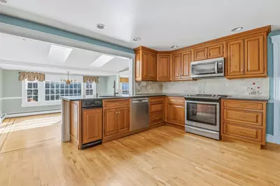 21 Goulding St E, Sherborn, MA 01770 - Photo 2