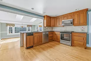 21 Goulding St E, Sherborn, MA 01770 - Photo 2