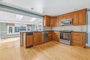 21 Goulding St E, Sherborn, MA 01770 - Photo 2