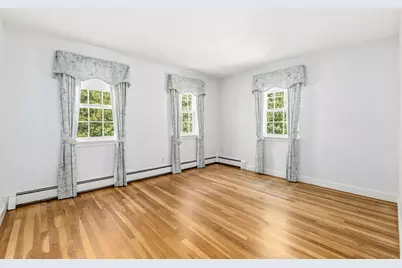 21 Goulding St E, Sherborn, MA 01770 - Photo 24