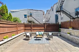 15 Belmont St, Boston, MA 02129 - Photo 14