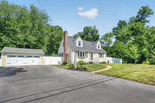 26 Brooksbie Rd, Bedford, MA 01730 - Photo 38
