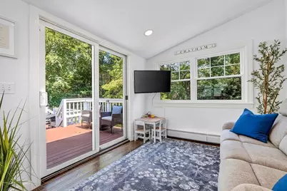 26 Brooksbie Rd, Bedford, MA 01730 - Photo 10