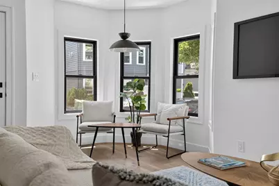 37 Kingston St #A, Somerville, MA 02144 - Photo 4