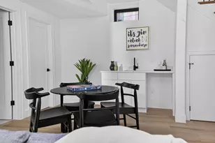 37 Kingston St, Somerville, MA 02144 - Photo 18