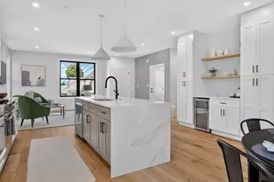 24 Spring Hill Terrace, Somerville, MA 02143 - Photo 4
