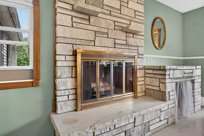 96 Sunrise Ave, Leominster, MA 01453 - Photo 6