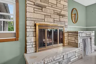 96 Sunrise Ave, Leominster, MA 01453 - Photo 6