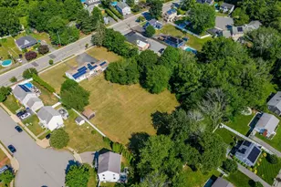 3979 Acushnet Ave, New Bedford, MA 02745 - Photo 10