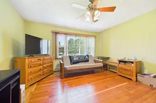 3979 Acushnet Ave, New Bedford, MA 02745 - Photo 24