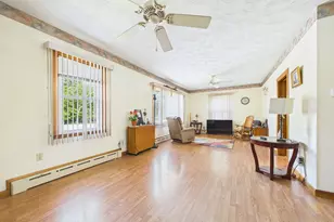 3979 Acushnet Ave, New Bedford, MA 02745 - Photo 14