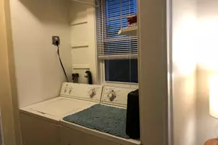 192 Florence St, Boston, MA 02131 - Photo 10