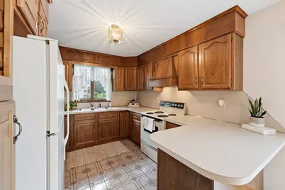 10 Bramucci Street, Ludlow, MA 01056 - Photo 10