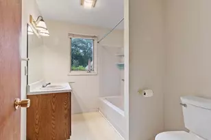 119 Cortland Cir, Leominster, MA 01453 - Photo 16