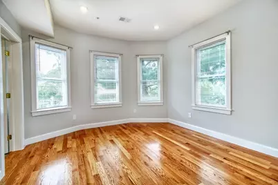 3 Neilon Park #3, Malden, MA 02148 - Photo 4