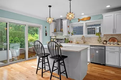 331 Bridge St #2, Salem, MA 01970 - Photo 4