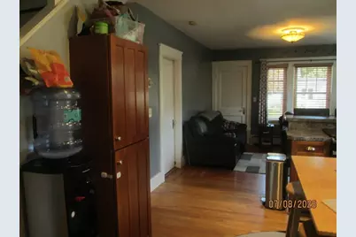 183 Compos St, Somerset, MA 02726 - Photo 8