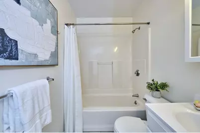 9 Mullins Ct. #D, Cambridge, MA 02141 - Photo 10