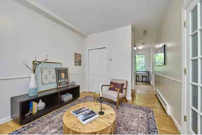 9 Mullins Ct. #D, Cambridge, MA 02141 - Photo 6