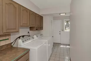 91 Partridge Ln, Chicopee, MA 01022 - Photo 12