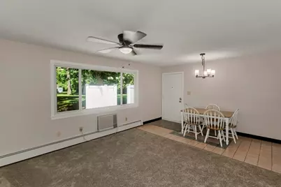 91 Partridge Ln #91, Chicopee, MA 01022 - Photo 2
