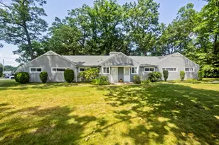 91 Partridge Ln, Chicopee, MA 01022 - Photo 1