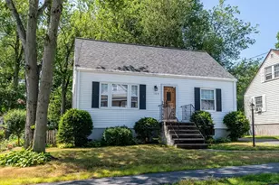 105 Crane St, Dedham, MA 02026 - Photo 2