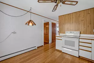 105 Crane St, Dedham, MA 02026 - Photo 8
