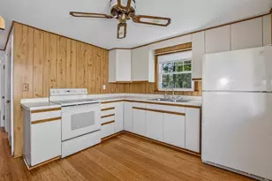 105 Crane St, Dedham, MA 02026 - Photo 6