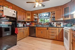 149 High St, Fitchburg, MA 01420 - Photo 32