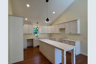 20 Highland Ave, West Boylston, MA 01583 - Photo 8