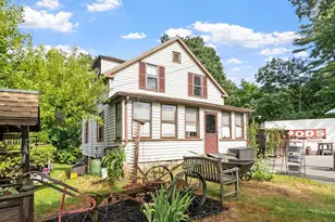 32 Ward, Tewksbury, MA 01876 - Photo 2