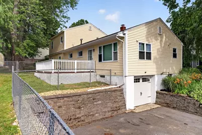 119 High St, North Andover, MA 01845 - Photo 2